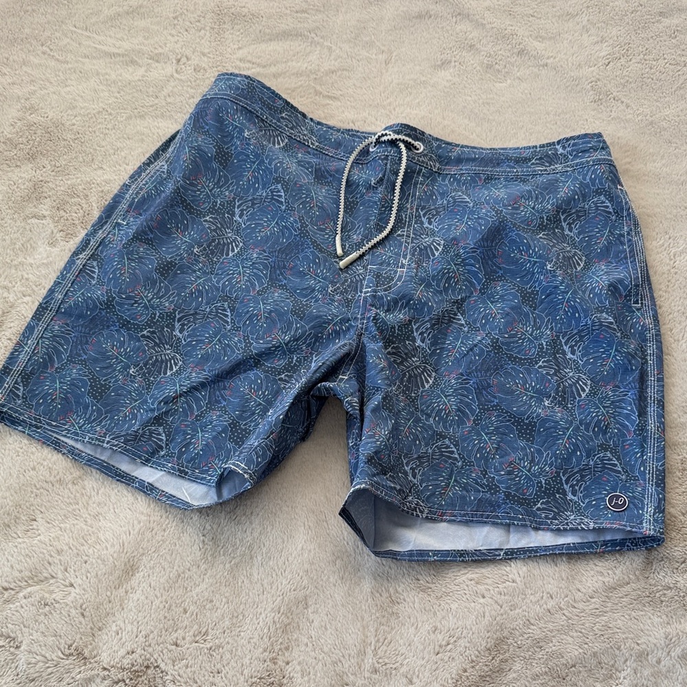 johnnie-O Patterned Blue Swim Board Shorts